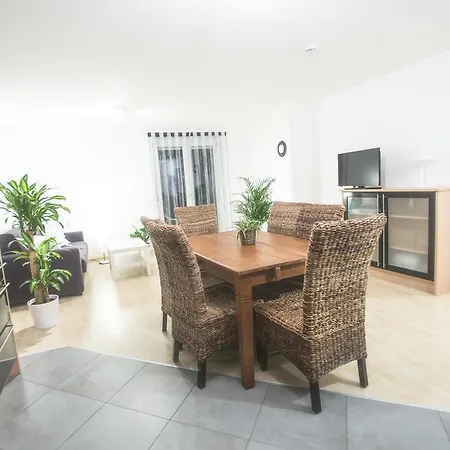 Fewo-elesmera Apartman